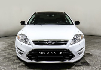 Подержанный автомобиль Ford Mondeo Sedan 2012 года (2 фото)