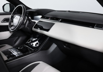 Подержанный автомобиль Land Rover Range Rover Velar 2018 года (9 фото)
