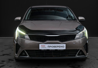 Подержанный автомобиль Kia Rio Sedan 2021 года (2 фото)