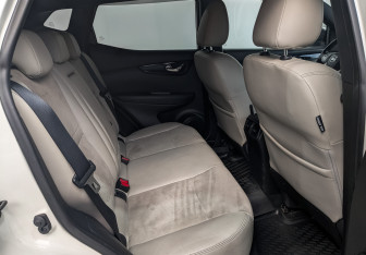 Подержанный автомобиль Nissan Qashqai 2016 года (18 фото)