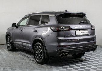 Подержанный автомобиль Chery Tiggo 8 Pro Max 2022 года (7 фото)