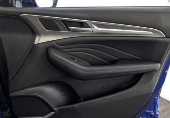 Подержанный автомобиль Haval F7 2020 года (25 фото)