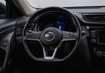 Подержанный автомобиль Nissan X-Trail 2021 года (15 фото)