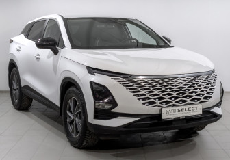 Подержанный автомобиль Omoda C5 2024 года (3 фото)