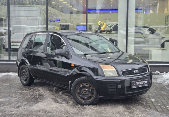 Подержанный автомобиль Ford Fusion 2011 года (3 фото)