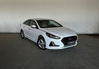 Подержанный автомобиль Hyundai Sonata 2018 года (3 фото)