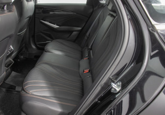 Подержанный автомобиль Geely Preface 2024 года (11 фото)