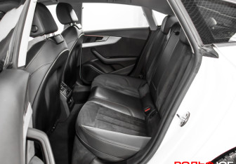 Подержанный автомобиль Audi A5 Liftback 2021 года (8 фото)