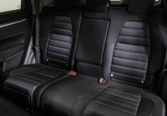 Подержанный автомобиль Honda CR-V 2019 года (15 фото)