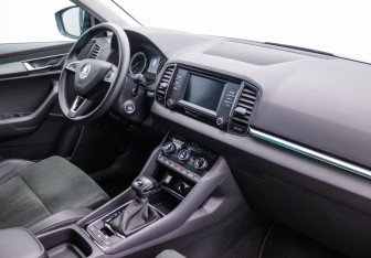 Подержанный автомобиль Skoda Karoq 2020 года (10 фото)
