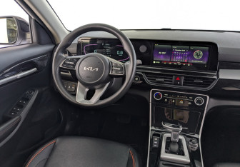 Подержанный автомобиль Kia Seltos 2024 года (21 фото)