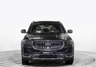 Подержанный автомобиль Geely Monjaro 2023 года (2 фото)