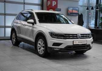 Подержанный автомобиль Volkswagen Tiguan 2018 года (3 фото)