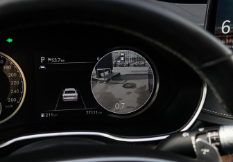 Подержанный автомобиль Genesis G80 2021 года (31 фото)