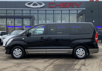 Подержанный автомобиль Hyundai H-1 2016 года (4 фото)