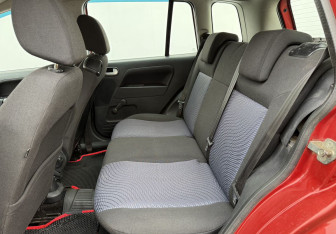 Подержанный автомобиль Ford Fusion 2007 года (11 фото)