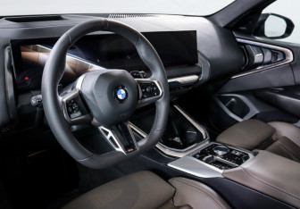 Подержанный автомобиль BMW X3 2024 года (14 фото)