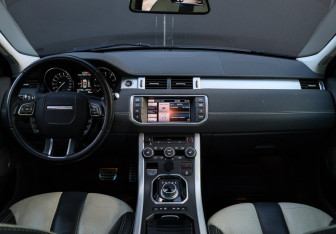 Подержанный автомобиль Land Rover Range Rover Evoque 2013 года (10 фото)