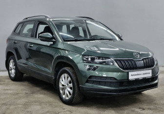 Подержанный автомобиль Skoda Karoq 2020 года (3 фото)