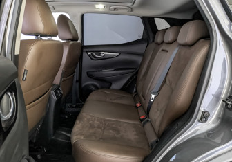 Подержанный автомобиль Nissan Qashqai 2020 года (18 фото)
