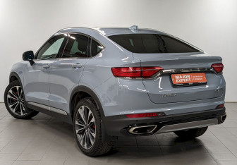 Подержанный автомобиль Geely Tugella 2022 года (7 фото)
