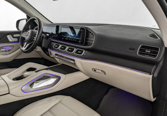 Подержанный автомобиль Mercedes-Benz GLE 2021 года (13 фото)