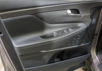 Подержанный автомобиль Hyundai Santa Fe 2020 года (19 фото)