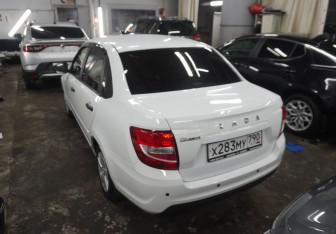 Подержанный автомобиль LADA (ВАЗ) Granta Sedan 2022 года (7 фото)