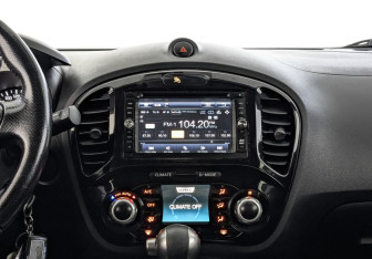 Подержанный автомобиль Nissan Juke 2014 года (17 фото)