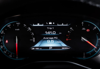 Подержанный автомобиль Chevrolet Captiva 2022 года (11 фото)