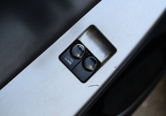 Подержанный автомобиль Hyundai Solaris Sedan 2011 года (12 фото)
