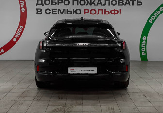 Подержанный автомобиль Zeekr 001 2024 года (5 фото)