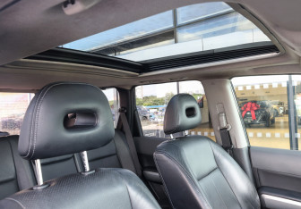 Подержанный автомобиль Nissan X-Trail 2008 года (20 фото)