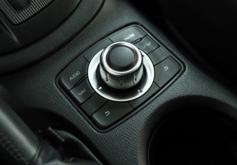 Подержанный автомобиль Mazda CX-5 2012 года (14 фото)