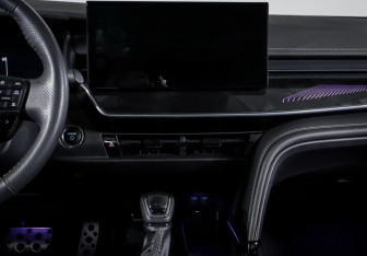 Подержанный автомобиль Toyota Camry Sedan 2024 года (13 фото)