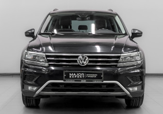 Подержанный автомобиль Volkswagen Tiguan 2019 года (2 фото)