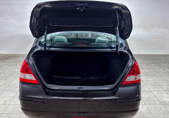 Подержанный автомобиль Nissan Tiida Sedan 2013 года (10 фото)