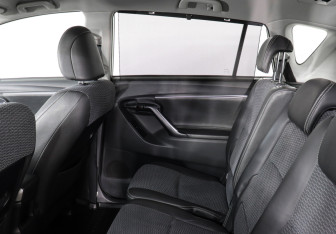 Подержанный автомобиль Toyota Verso 2014 года (12 фото)