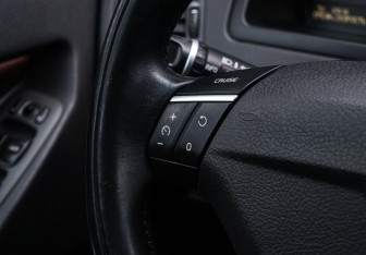 Подержанный автомобиль Volvo XC90 2014 года (22 фото)