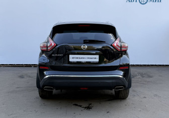 Подержанный автомобиль Nissan Murano Suv 2021 года (6 фото)