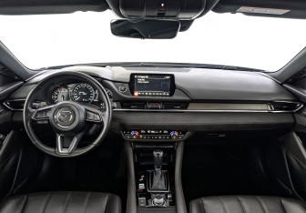 Подержанный автомобиль Mazda 6 Sedan 2020 года (14 фото)