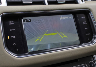 Подержанный автомобиль Land Rover Range Rover Sport 2015 года (22 фото)