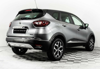Подержанный автомобиль Renault Kaptur 2018 года (5 фото)