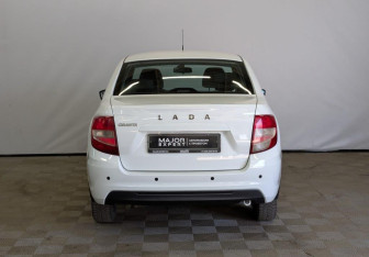 Подержанный автомобиль LADA (ВАЗ) Granta Sedan 2023 года (6 фото)