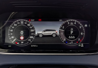 Подержанный автомобиль Land Rover Range Rover Evoque 2020 года (15 фото)