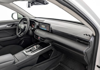 Подержанный автомобиль Haval Jolion 2023 года (11 фото)