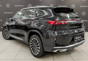 Подержанный автомобиль Exeed TXL 2022 года (7 фото)