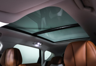 Подержанный автомобиль Voyah Free 2023 года (18 фото)