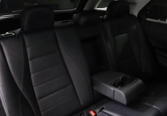 Подержанный автомобиль Mercedes-Benz GLE 2020 года (19 фото)