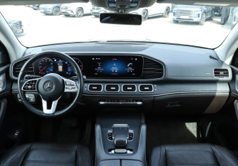 Подержанный автомобиль Mercedes-Benz GLE 2019 года (12 фото)